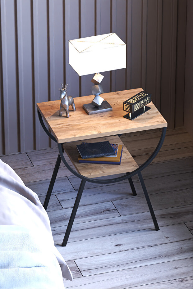 Round Side Table with Metal Legs – 40 x 40 cm